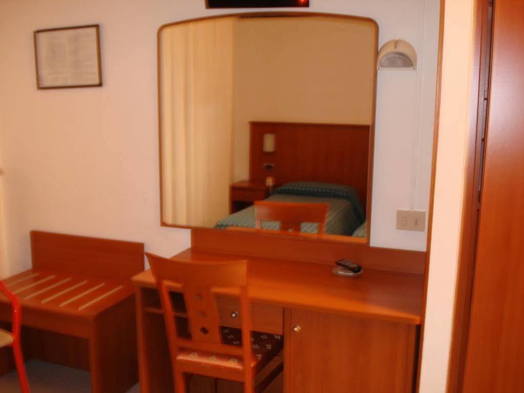 Hotel Aquilia Laigueglia Zewnętrze zdjęcie